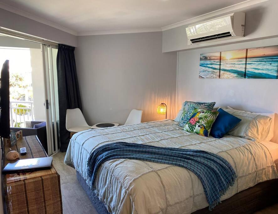 Alex Heads Beachfront Resort King Bed Studio Room Александра-Хедленд Экстерьер фото